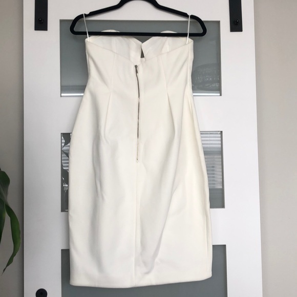 Keepsake the Label White strapless dress - Picture 4 of 9